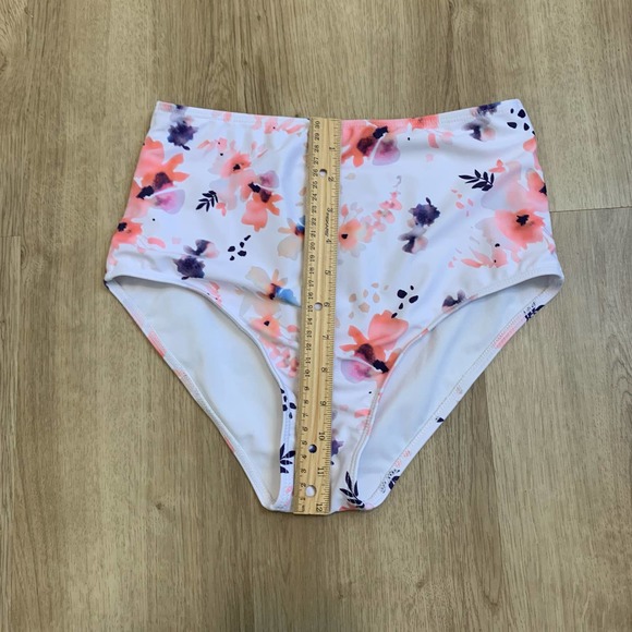 Womens Bikini Bottoms Size XS Floral White Pink Swim Summer Pool Beach Vacation - Picture 13 of 14